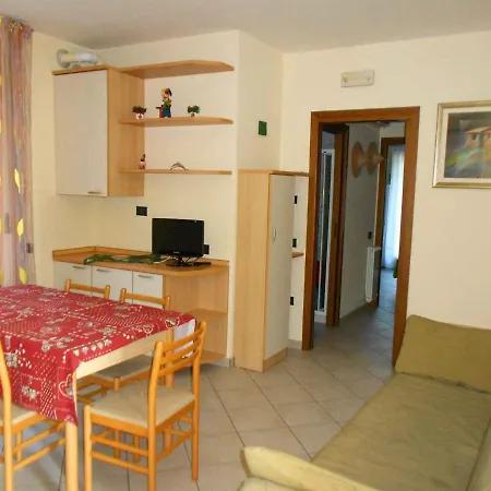 5 Apartment *